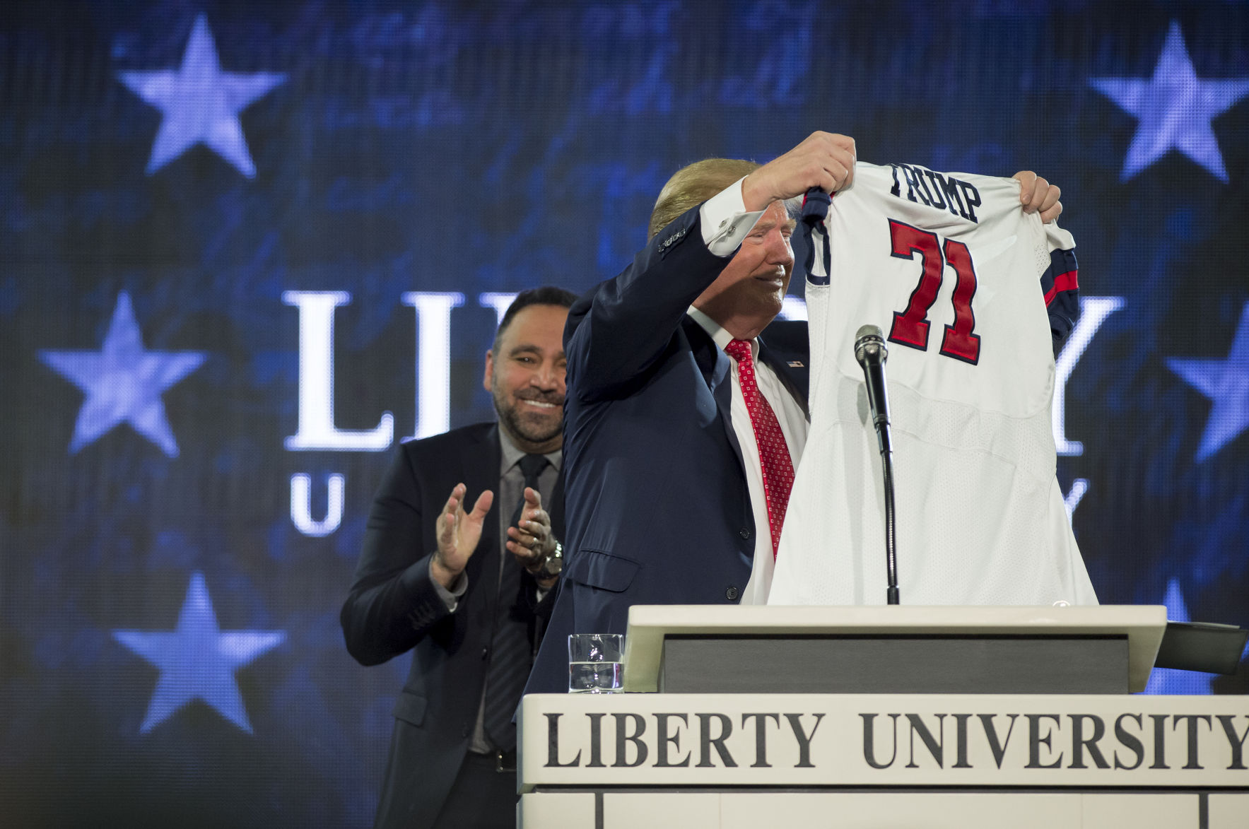 LNA 01192016 trump at LU30.JPG